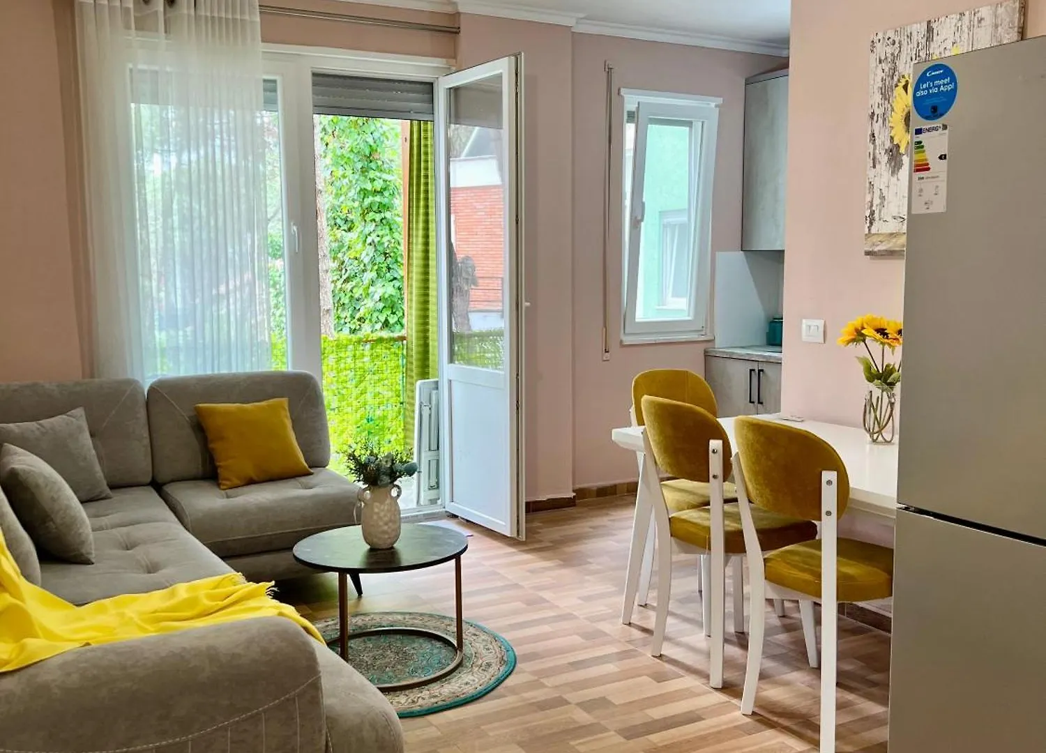 Durres Relax Holiday Home Qerret 0*,  Αλβανία